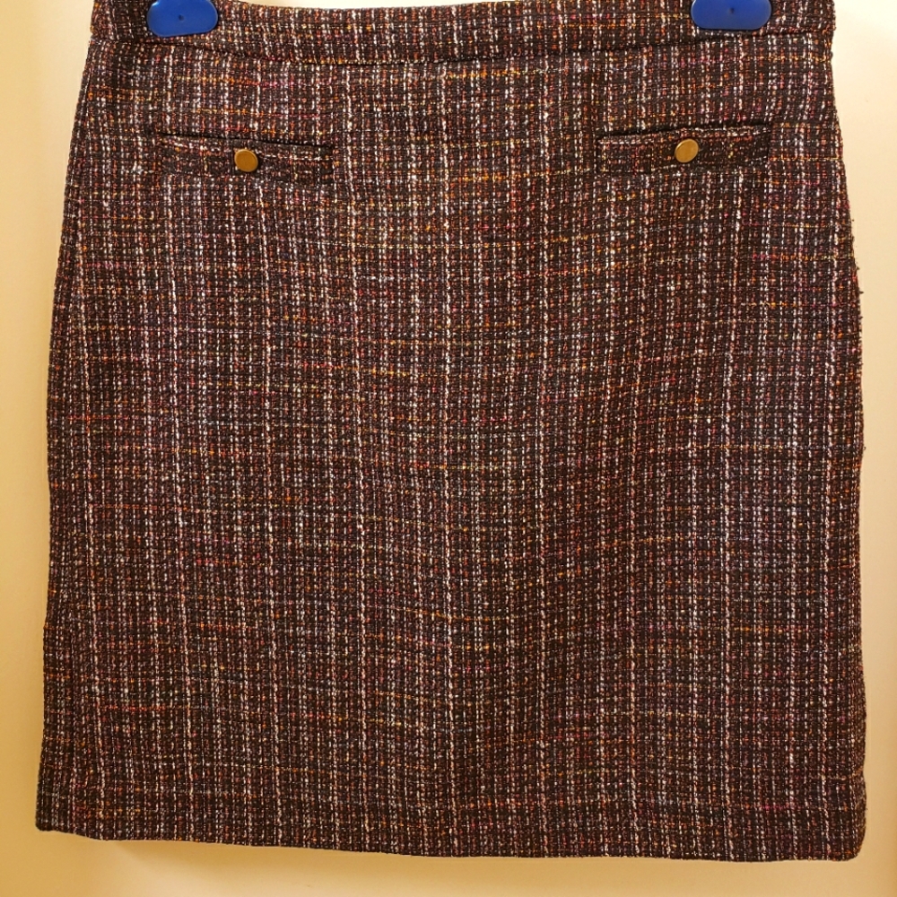 Multi color short skirt